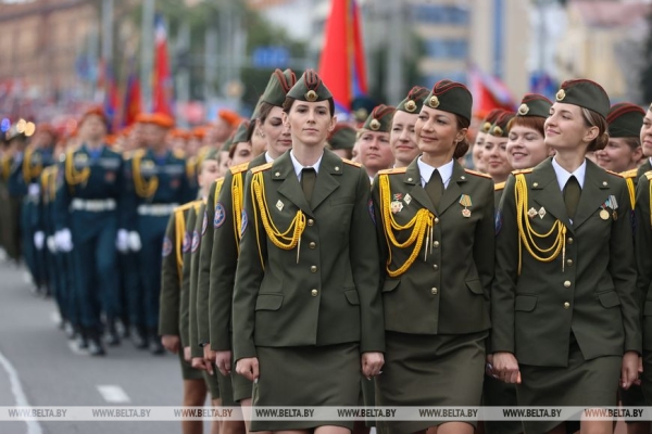 Холодная голова, твердая рука и смелый шаг. Спасатели-пожарные Беларуси празднуют 170-летний юбилей Холодная голова, твердая рука и смелый шаг. Спасатели-пожарные Беларуси празднуют 170-летний юбилей