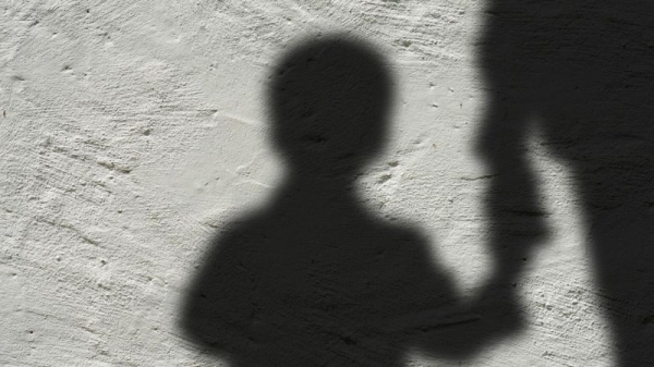 Почти тысяча детей стали жертвами педофилов в прошлом году