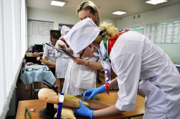 Брестский медколледж планирует увеличить набор абитуриентов на сестринское дело