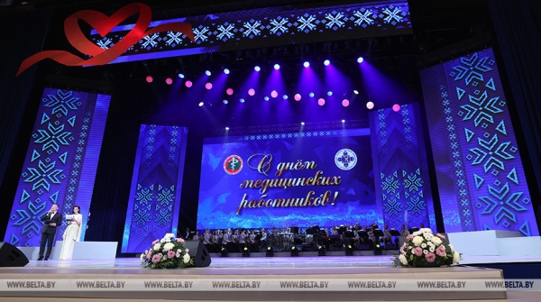 Петришенко: по работе медиков люди оценивают власть Петришенко: по работе медиков люди оценивают власть