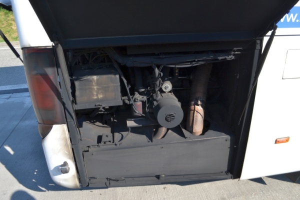 В Германии белорус вез выпускников в опасном для здоровья автобусе В Германии белорус вез выпускников в опасном для здоровья автобусе