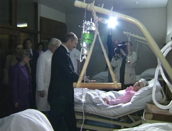 Под бомбами "демократии". Обнародовано уникальное архивное видео об историческом визите Лукашенко в Белград Под бомбами "демократии". Обнародовано уникальное архивное видео об историческом визите Лукашенко в Белград