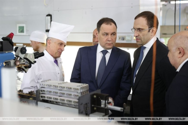 Промкооперация, наука и АПК: Головченко о ключевых сферах сотрудничества с Новосибирской областью Промкооперация, наука и АПК: Головченко о ключевых сферах сотрудничества с Новосибирской областью