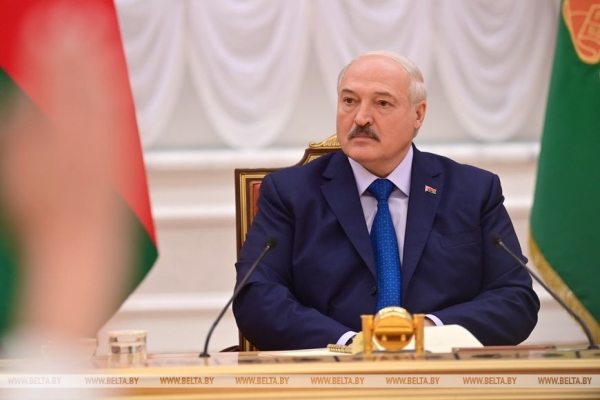 Лукашенко: переход к многополярности уже не остановить ни мирным, ни военным образом Лукашенко: переход к многополярности уже не остановить ни мирным, ни военным образом