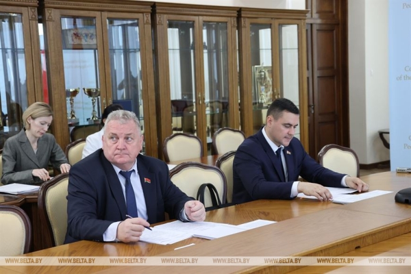 Материально-техническая база, питание, учебные программы. Петришенко о готовности школ к учебному году Материально-техническая база, питание, учебные программы. Петришенко о готовности школ к учебному году