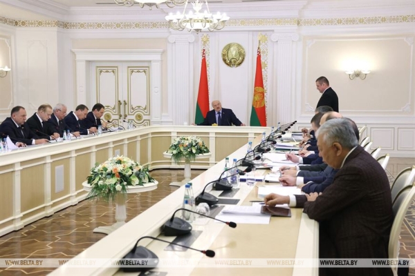 Подмосковные перспективы, мелиорация без показухи и стратегия в ценообразовании. Главные итоги недели Президента