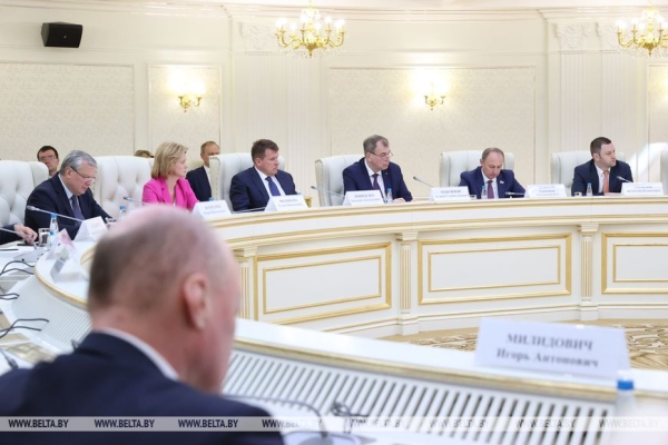 Головченко: Беларусь и Санкт-Петербург не должны сбавлять темпы сотрудничества Головченко: Беларусь и Санкт-Петербург не должны сбавлять темпы сотрудничества