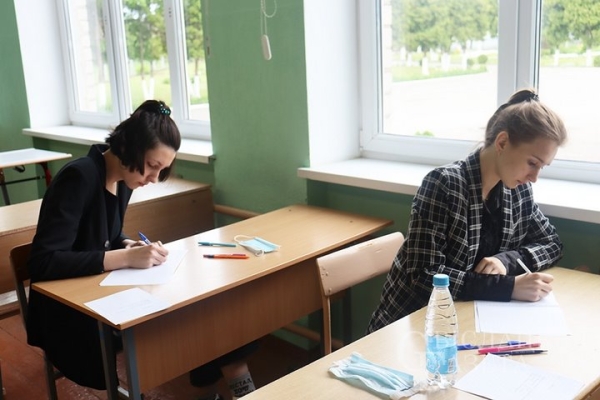 Прощай, школа! Какие отметки в 2023 году внесут в школьный аттестат и что напишут в графе «Поведение» Прощай, школа! Какие отметки в 2023 году внесут в школьный аттестат и что напишут в графе «Поведение»