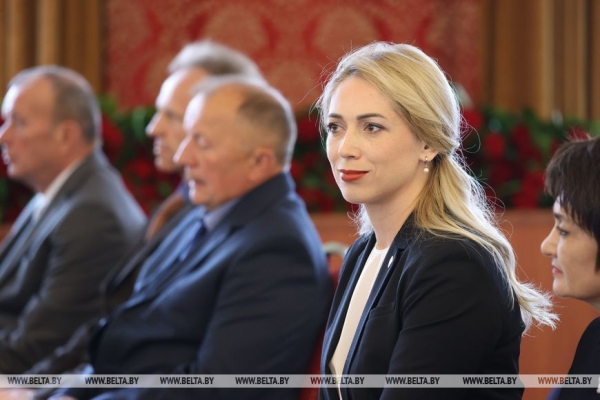 Головченко вручил государственные награды представителям различных сфер Головченко вручил государственные награды представителям различных сфер